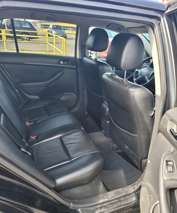 Toyota Avensis cena 10000 przebieg: 314215, rok produkcji 2005 z Góra Kalwaria małe 79
